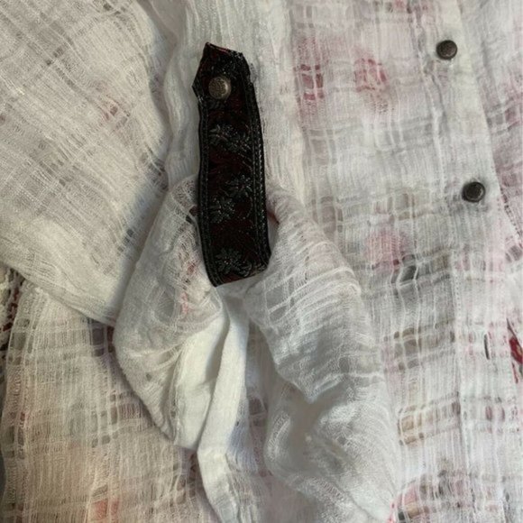 JohnMark Button Shirt White Floral Stretch Crochet - Picture 7 of 7